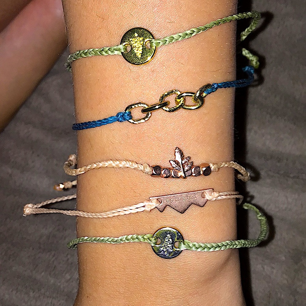 5 pura vida bracelets